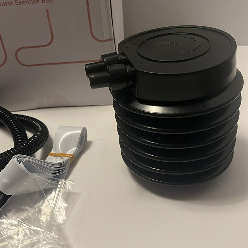 Exercise ball - Picture 3 of 7